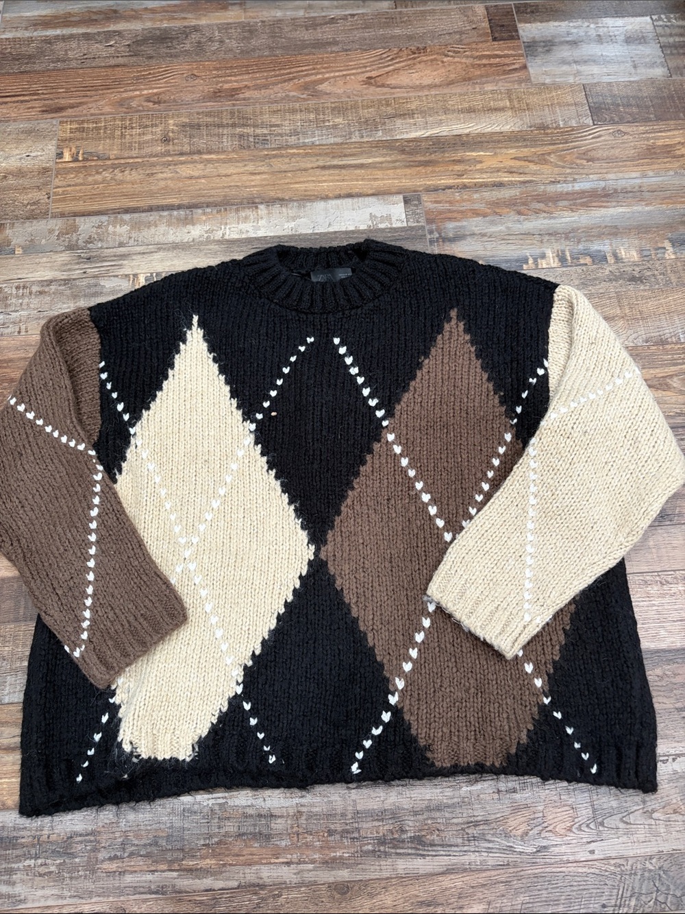 Zara Women's Black Argyle Crewneck Sweater with Brown & Cream Diamonds
